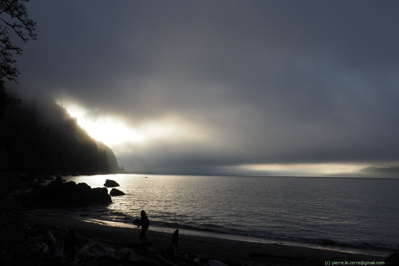 Superbe lever de soleil dans la brume à Thrasher Cove