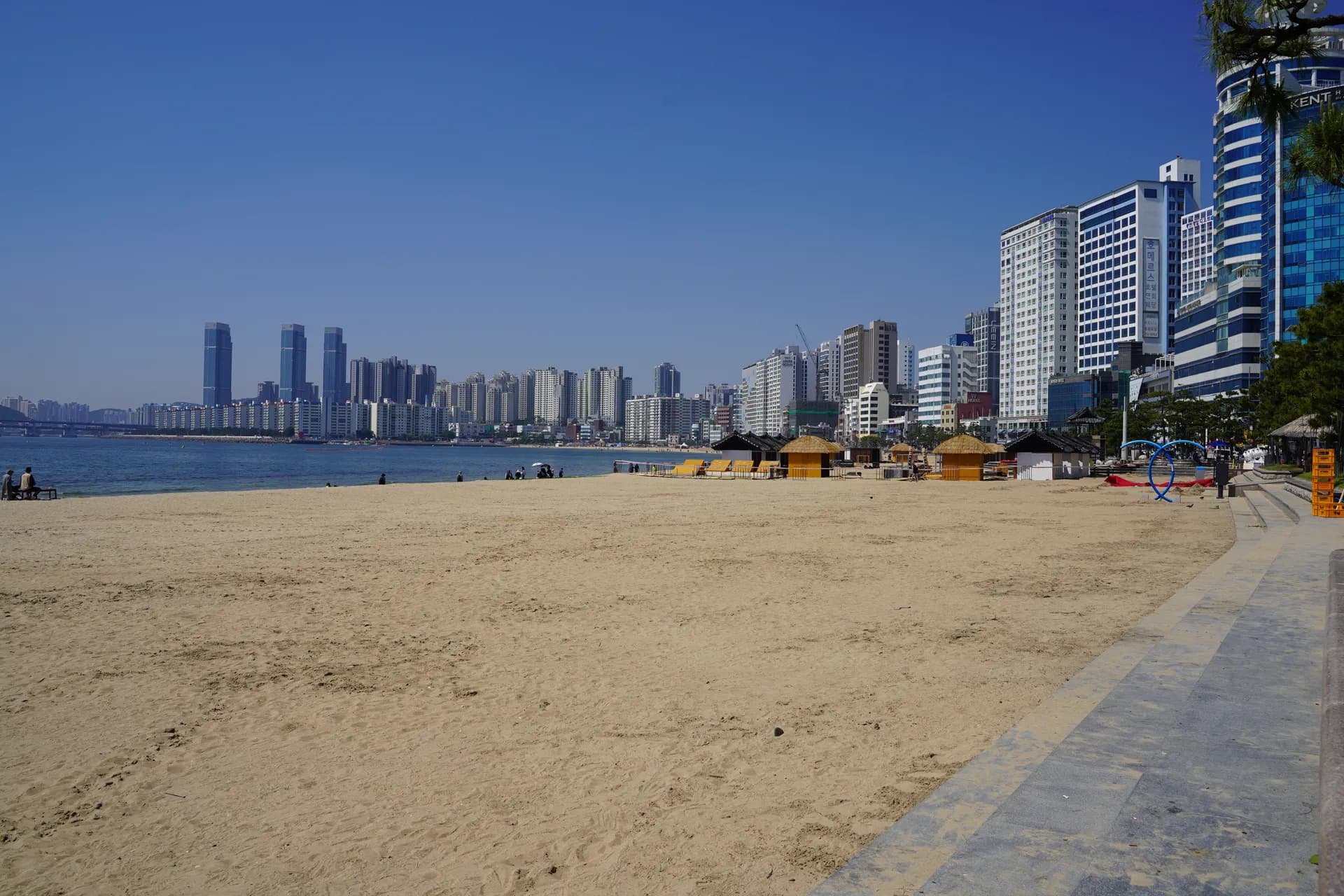 La plage de Gwangalli et ses tours