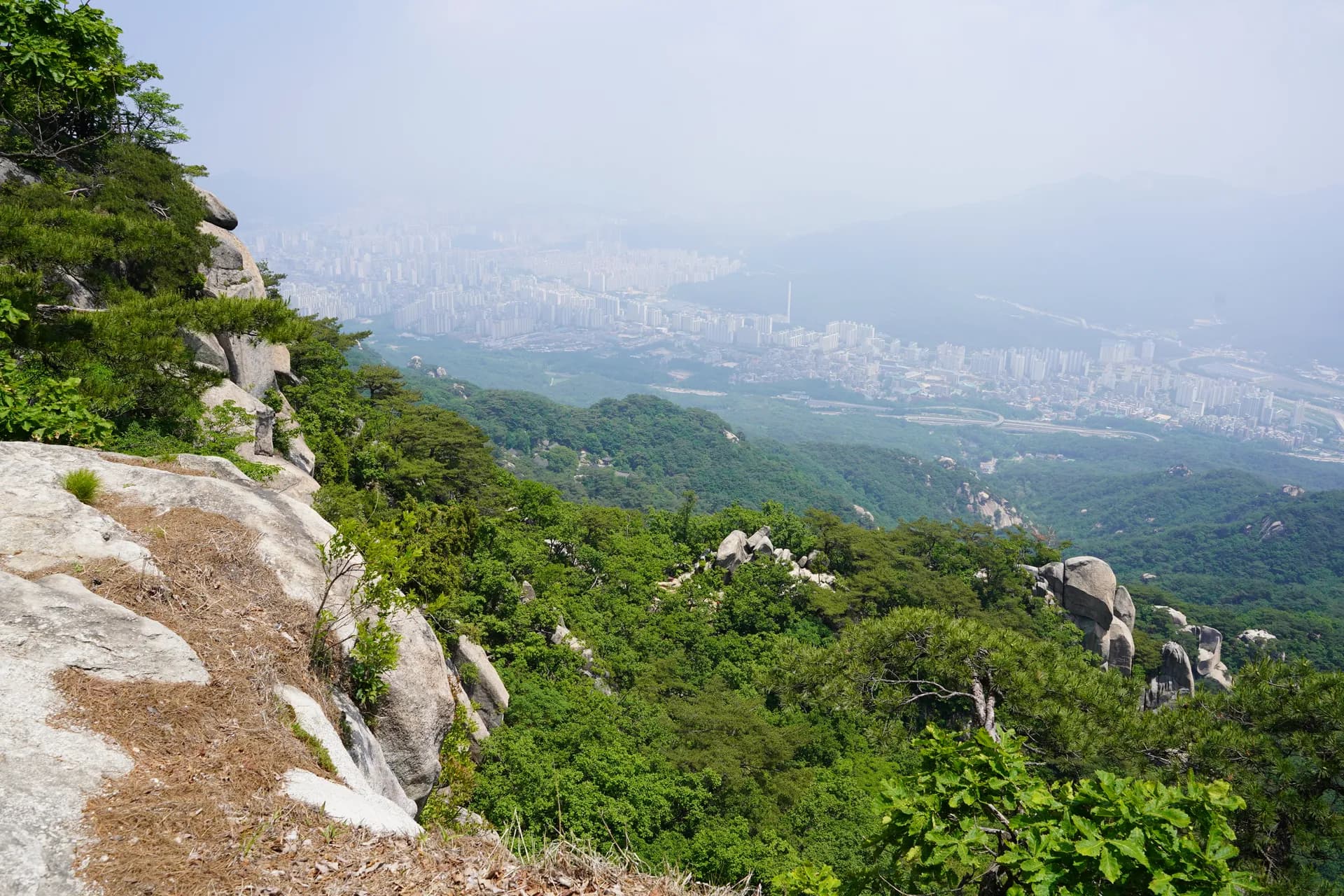 Viewpoint of Bukhansan National Park on the outskirts of Seoul