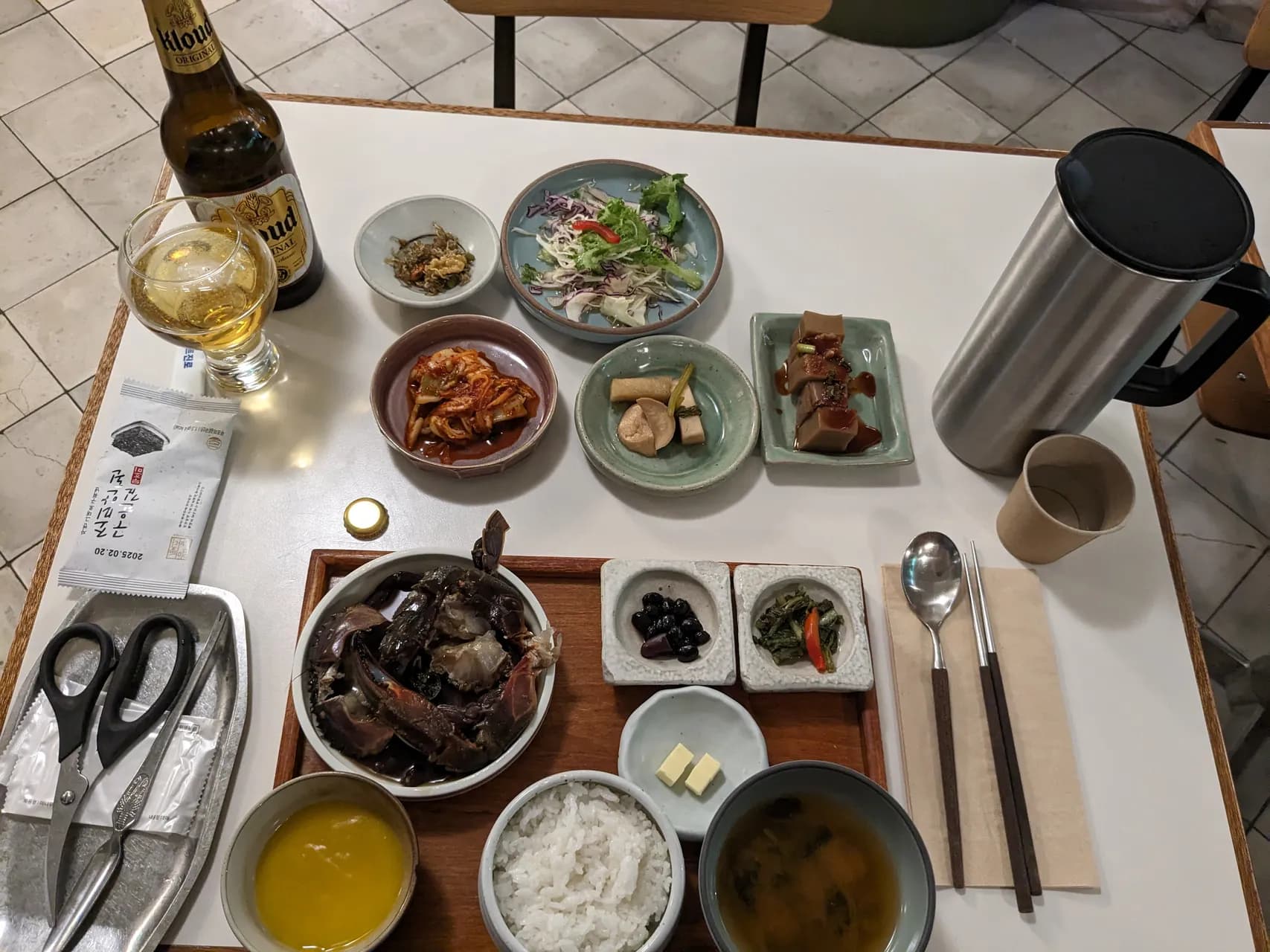 Very good dinner in the Seongsu-dong district at Halmeoniui or Grandma's Recipes restaurant (marinated crab in soy sauce)