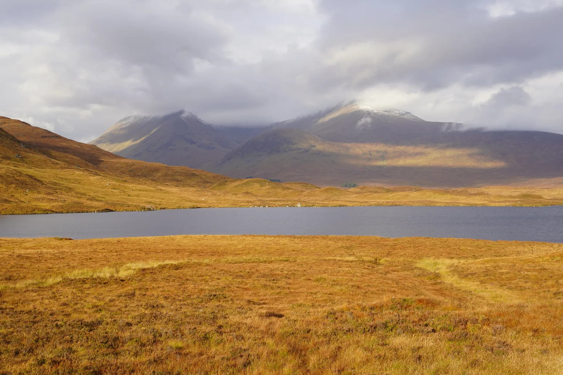 Point de vue de Rannoch Moor (le soleil dans le dos)