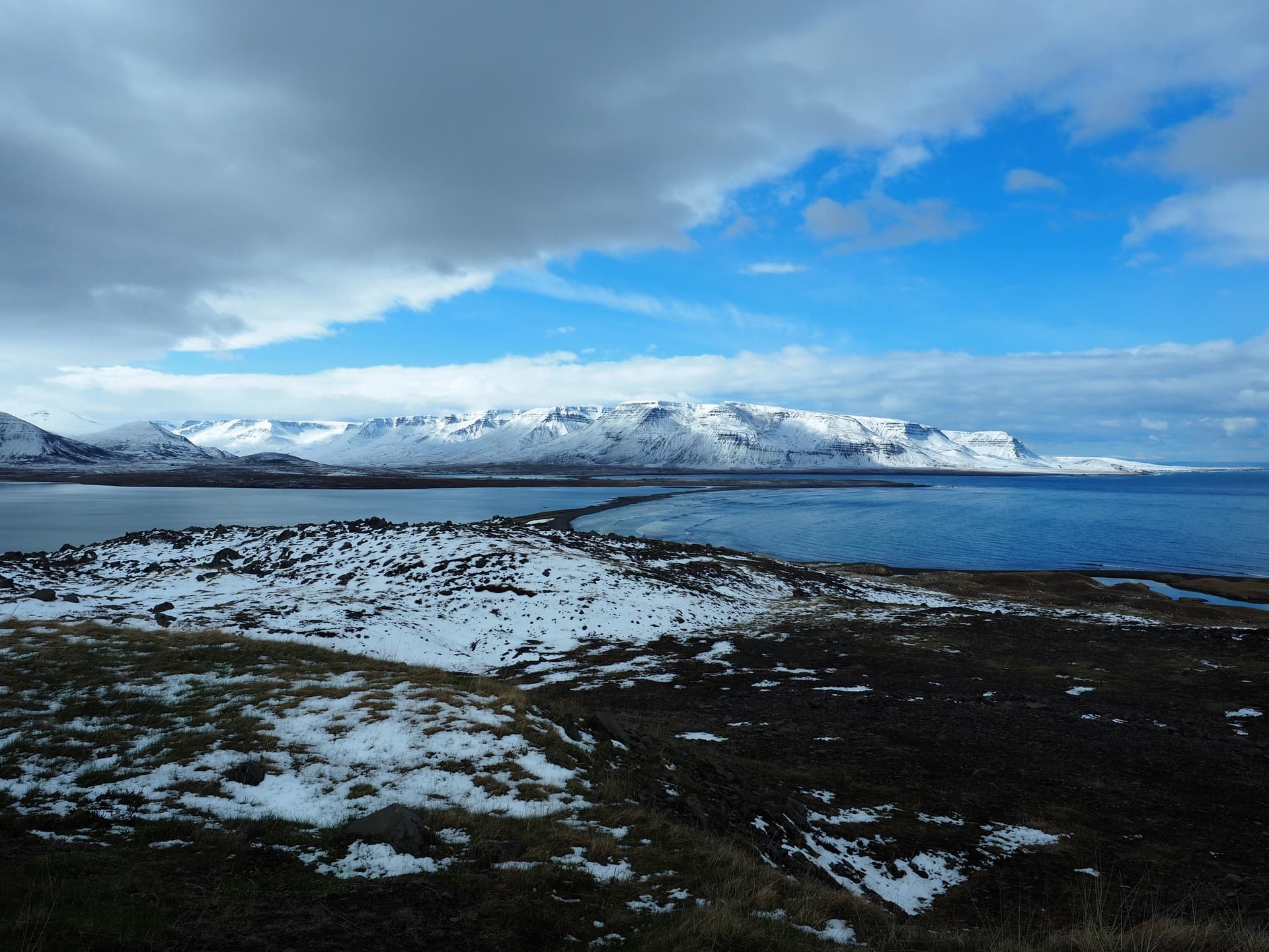 Fjords fraîchement enneigés (entre Dalvik vers Holmavik)