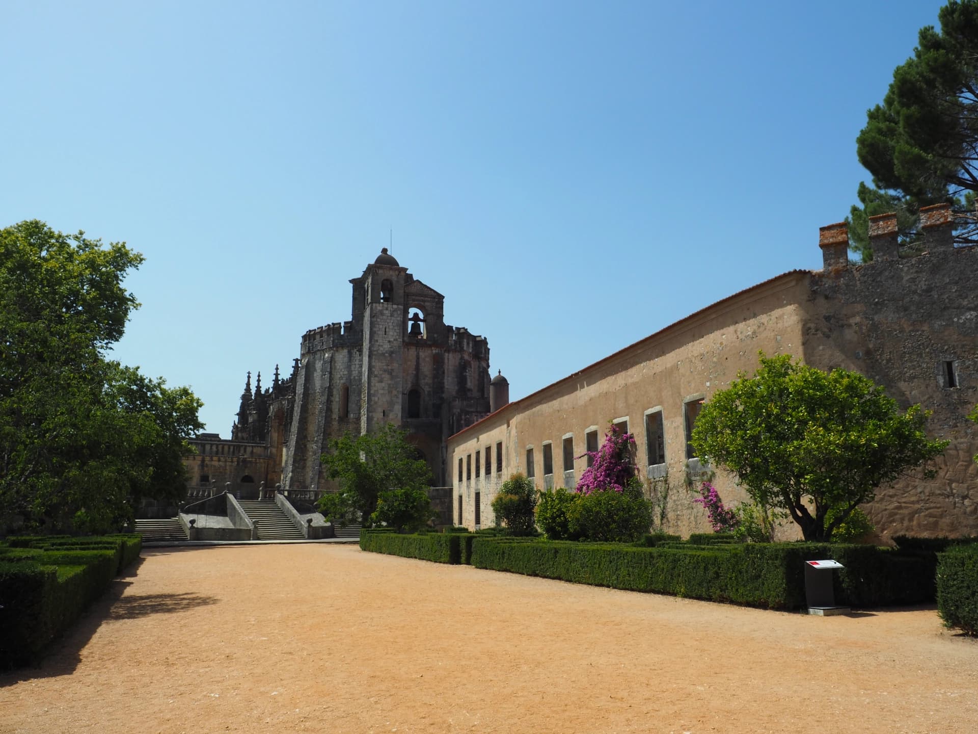 Entrée du château des Templiers (Convento de Cristo)