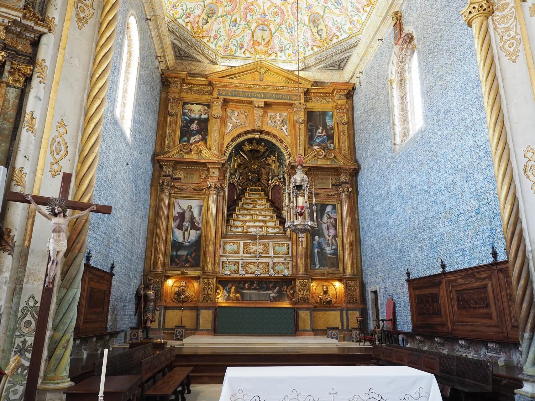 Chapelle, de style manuélin, de l'université historique de Coimbra