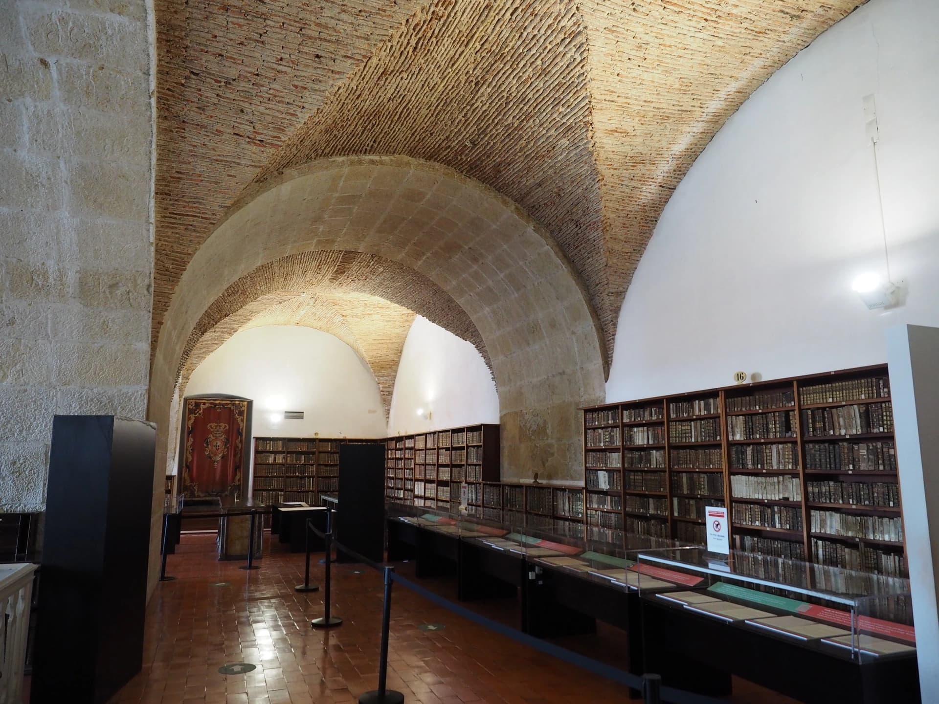 Bibliothèque de l'université historique de Coimbra