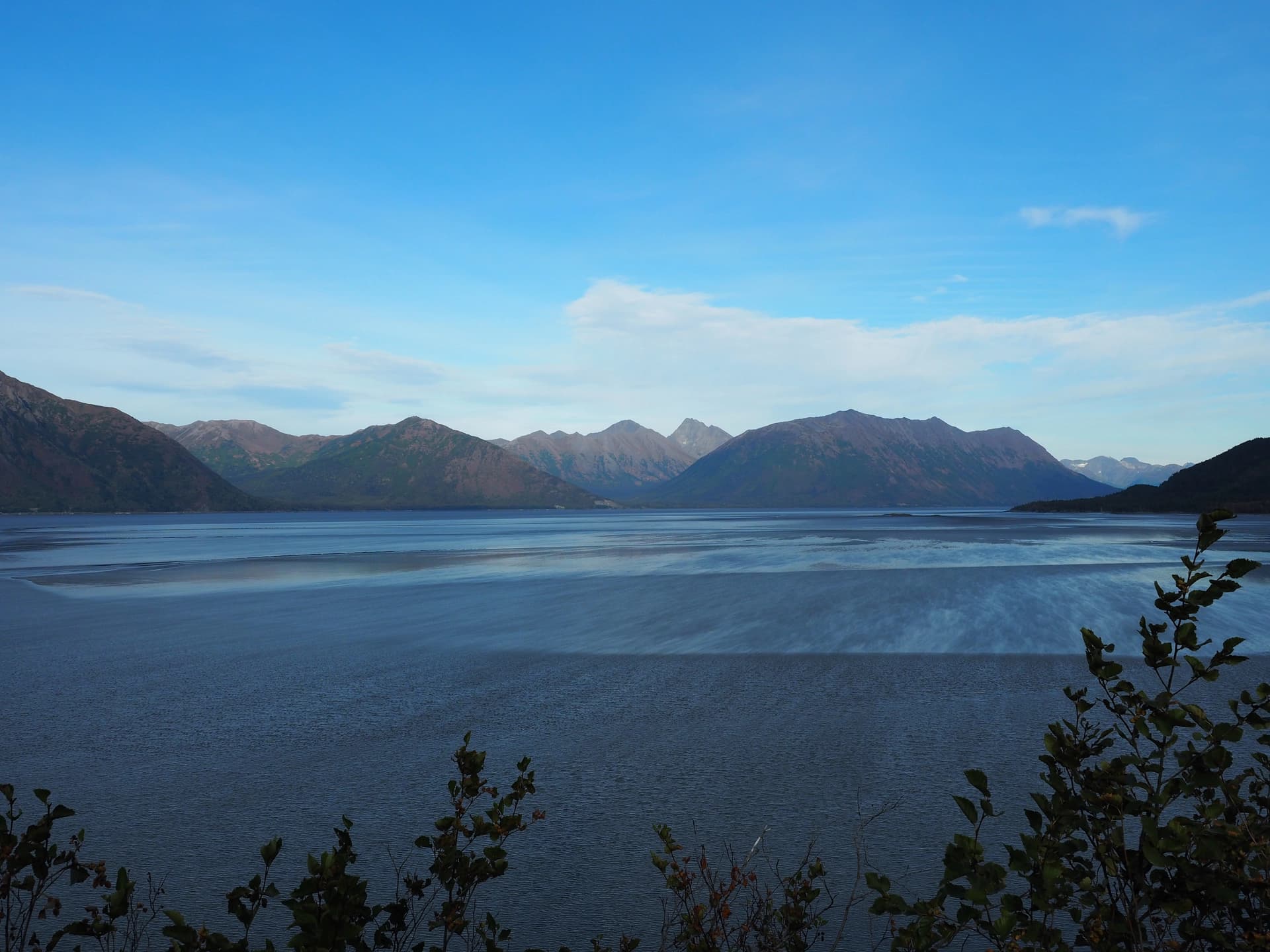 Chugach National Forest- La mer depuis le campground de Porcupine (en soirée)