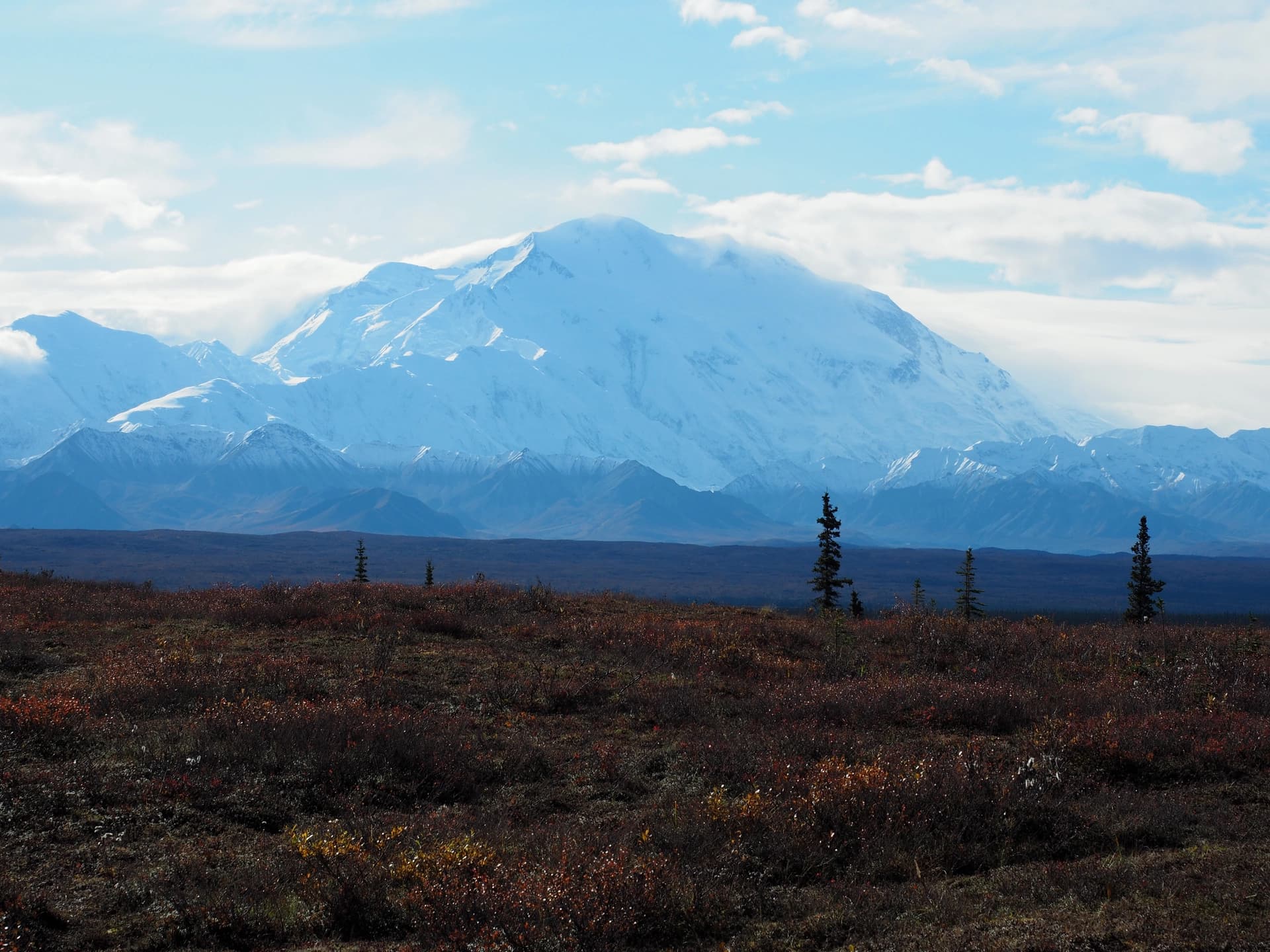 Le mont Denali (6 190 mètres) anciennement nommé McKinley