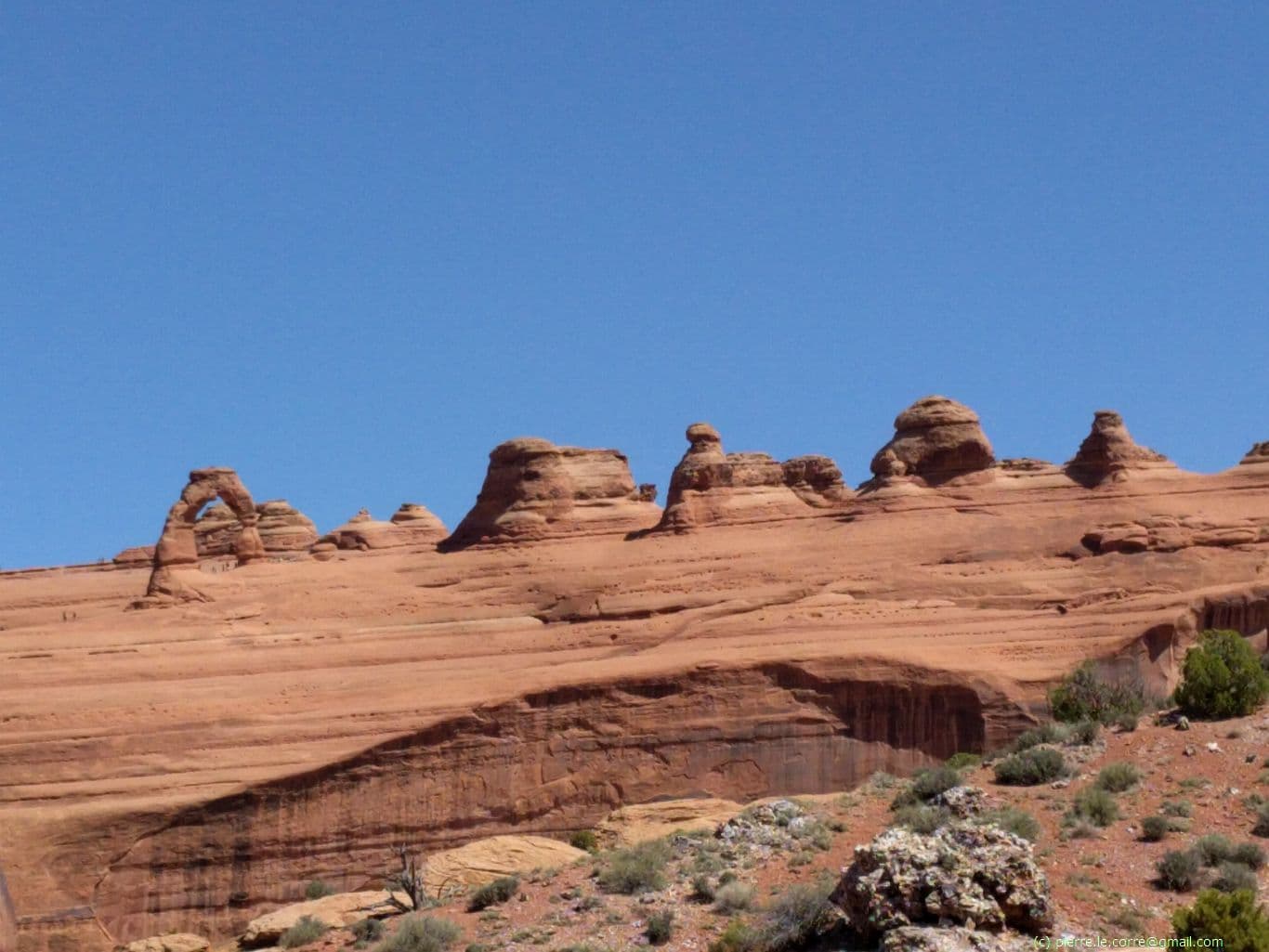 Grande formation rocheuse dans le parc national des Arches, Utah